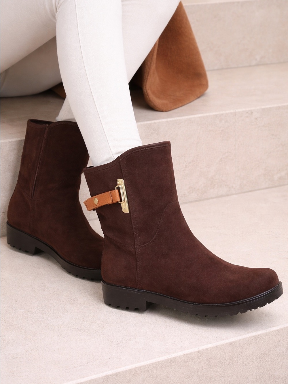 Rain Boots dark brown suede ankle
